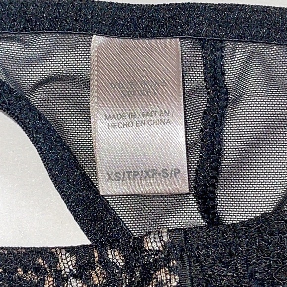 Victoria’s Secret Animal Print Under Black Lace Garter Belt - Picture 5 of 7